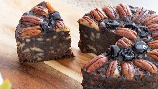 Pecan Chocolate Cake Pack  photo 2